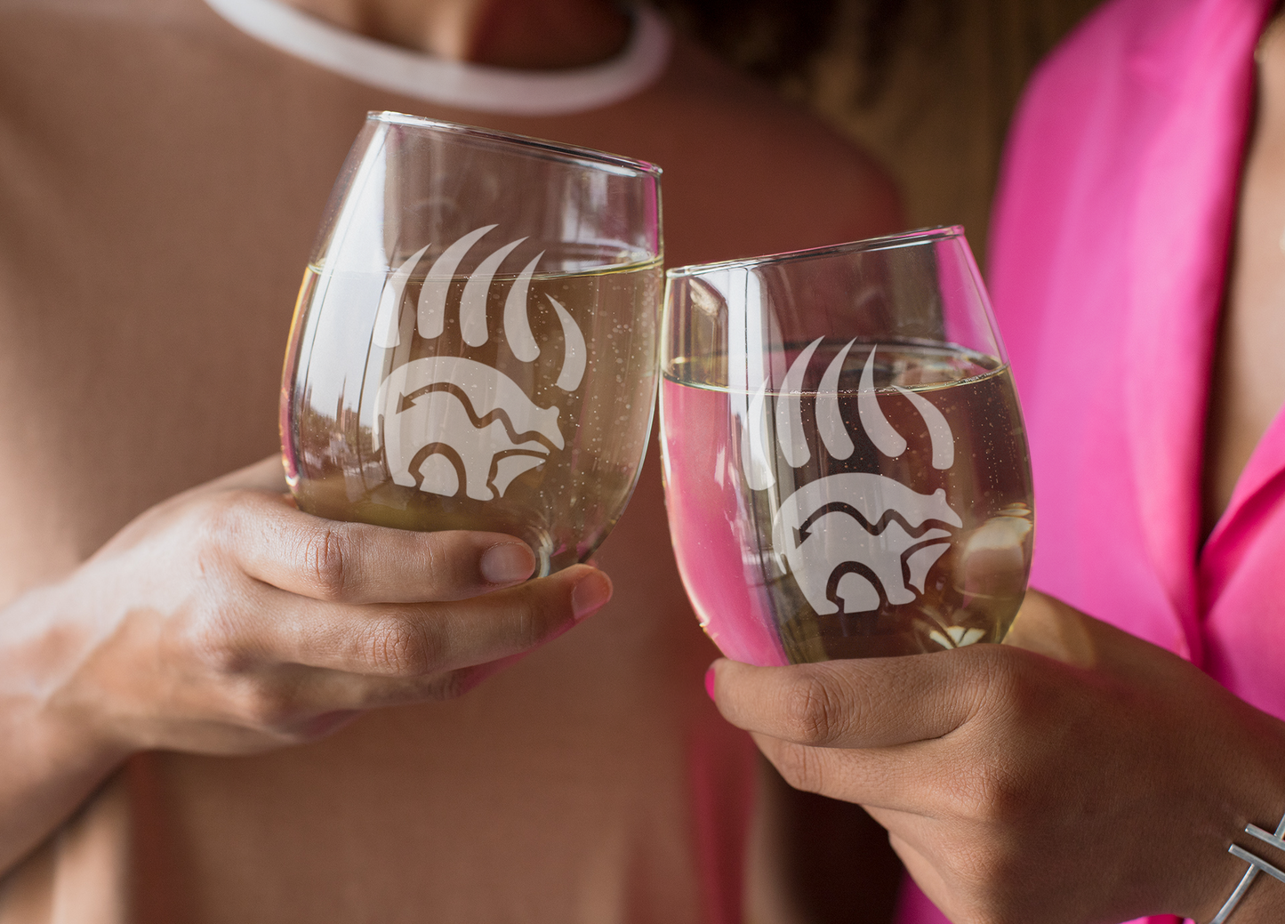 Etched Bear Claw Stemless Wine Glass – 20.5oz Handmade