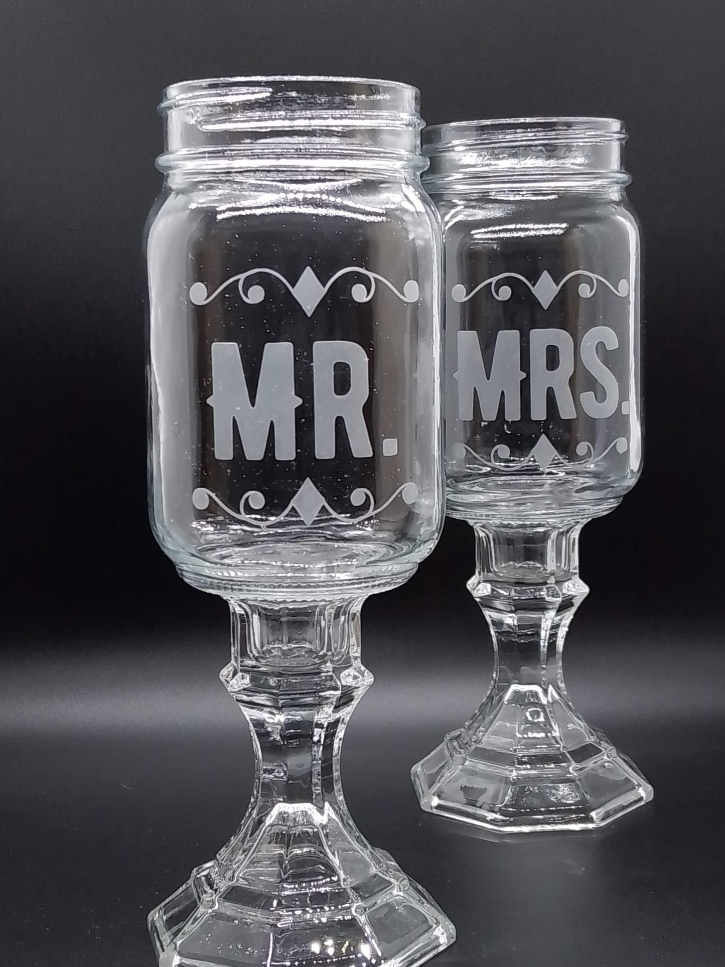Personalized Rustic Engraved Mr & Mrs Wedding Toasting Glasses with Hummingbird Earrings – Unique Bride Gift – *Bernier