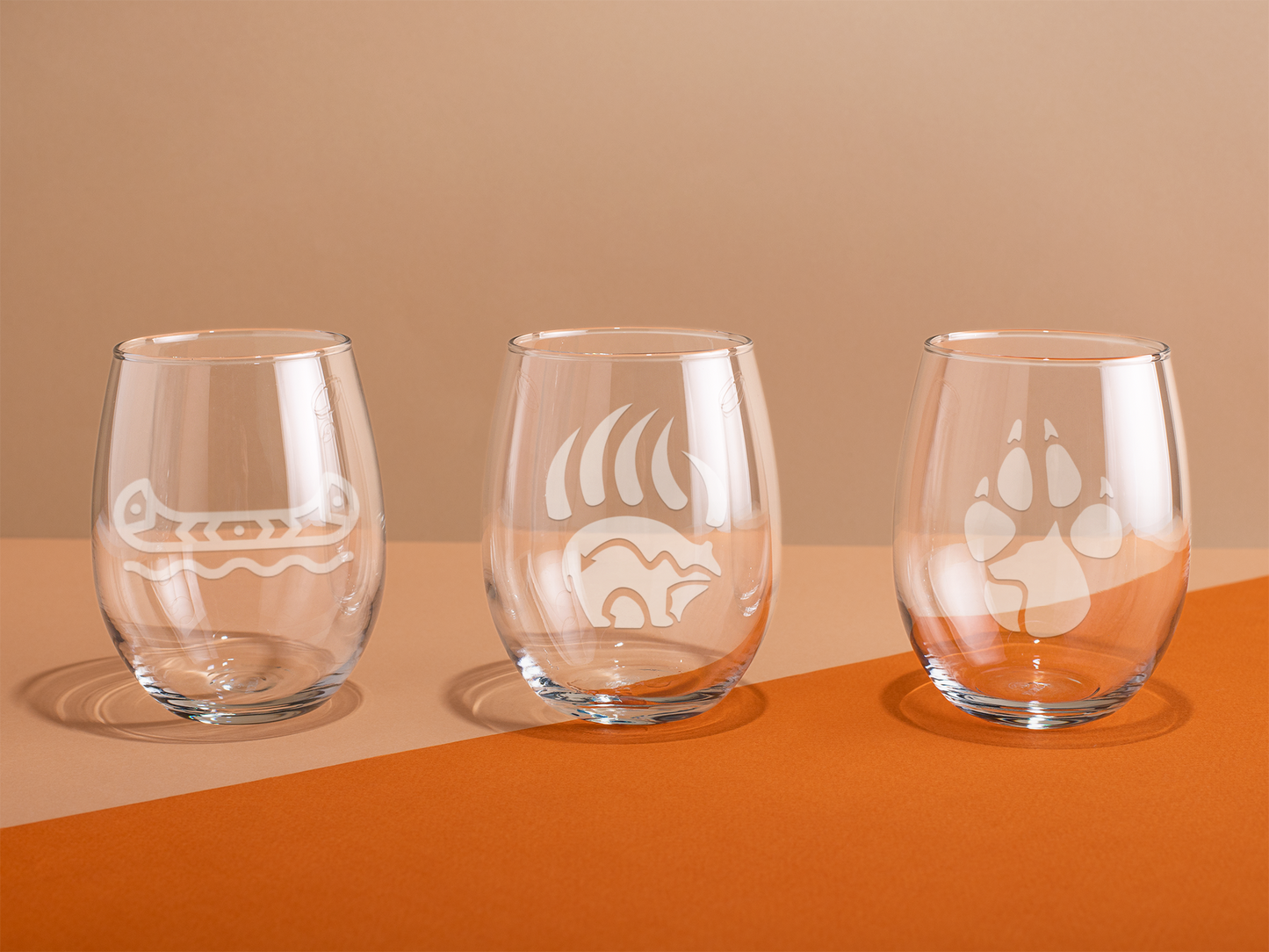 River Canoe Etched Stemless Wine Glass – 20.5oz Handmade Sandblasted Glassware