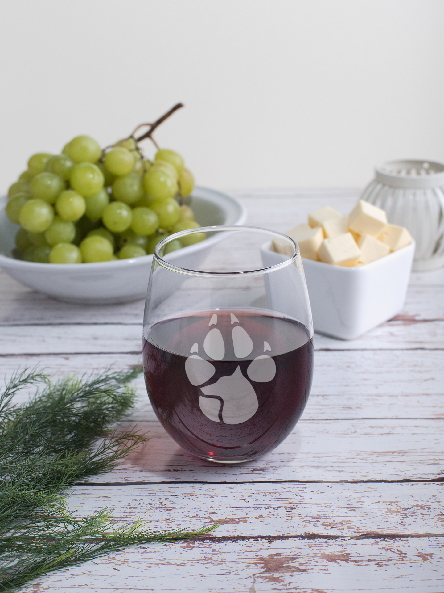 Etched Wolf Paw Stemless Wine Glass – 20.5 oz
