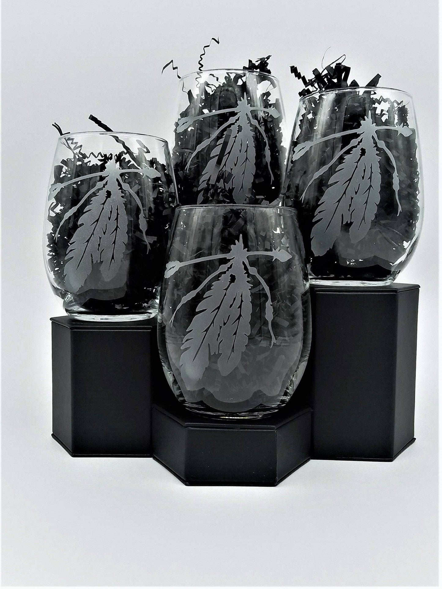 Two Feathers Sandblast Etched Stemless Wine Glass, 20.5oz - Unique Handmade Glassware - Expressive DeZien