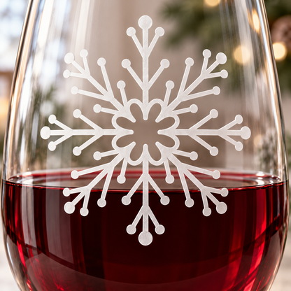 Queen's Whirl Snowflake design, permanently sandblasted on a clear 20.5 oz stemless wine glass, product view 2