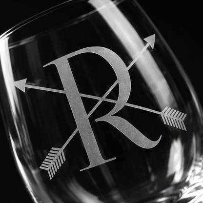 Crossed Arrow Monogram Etched Stemless Wine Glass | 20.5 oz