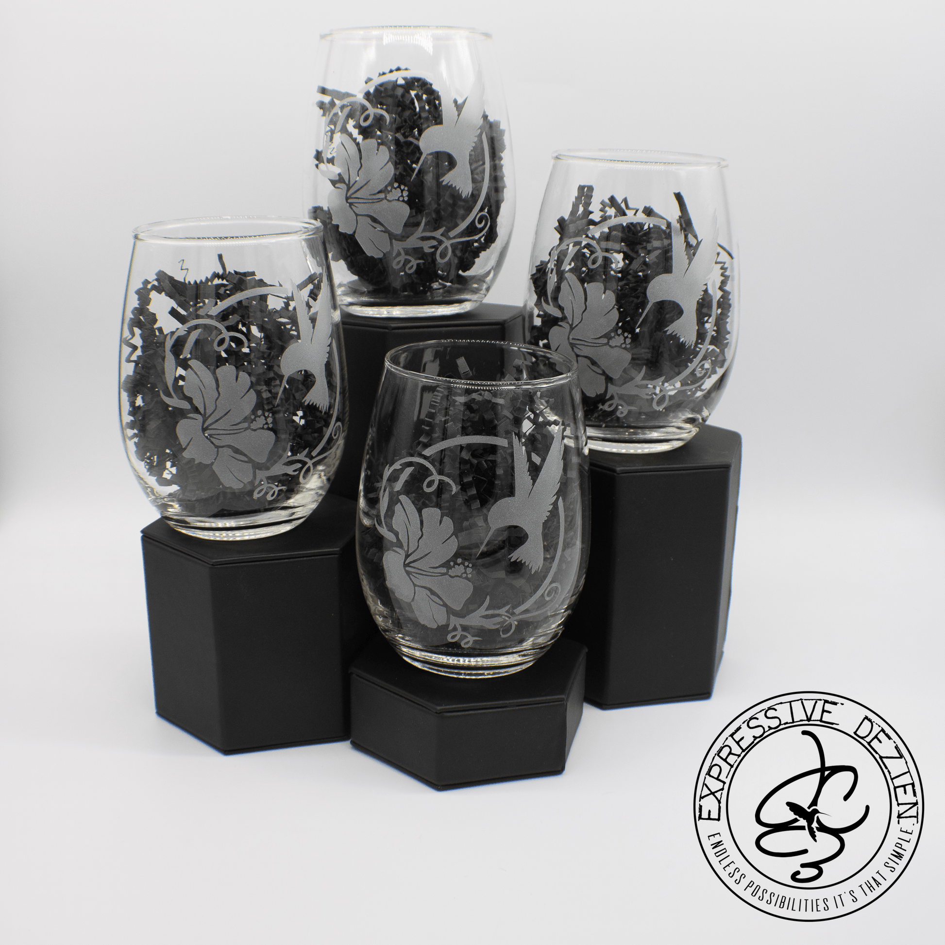 Elegant Etched Hummingbird 33.8oz Wine Carafe & 20.5oz Stemless Wine Glasses Set (4 Piece Set) - Expressive DeZien 
